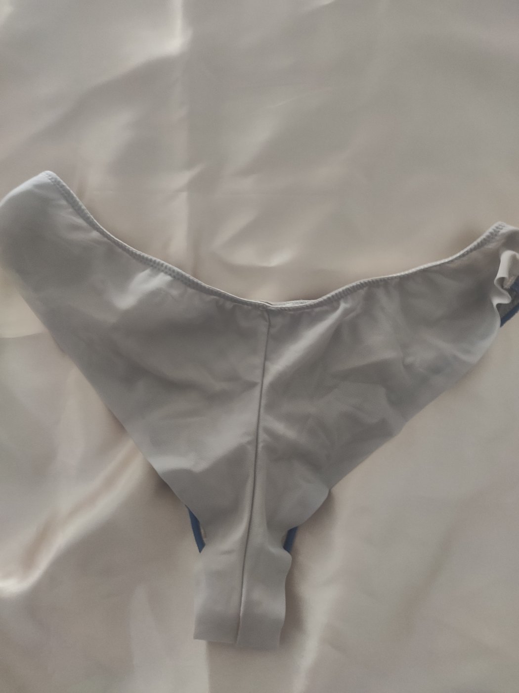 Tanga usado – foto 2 de 2
