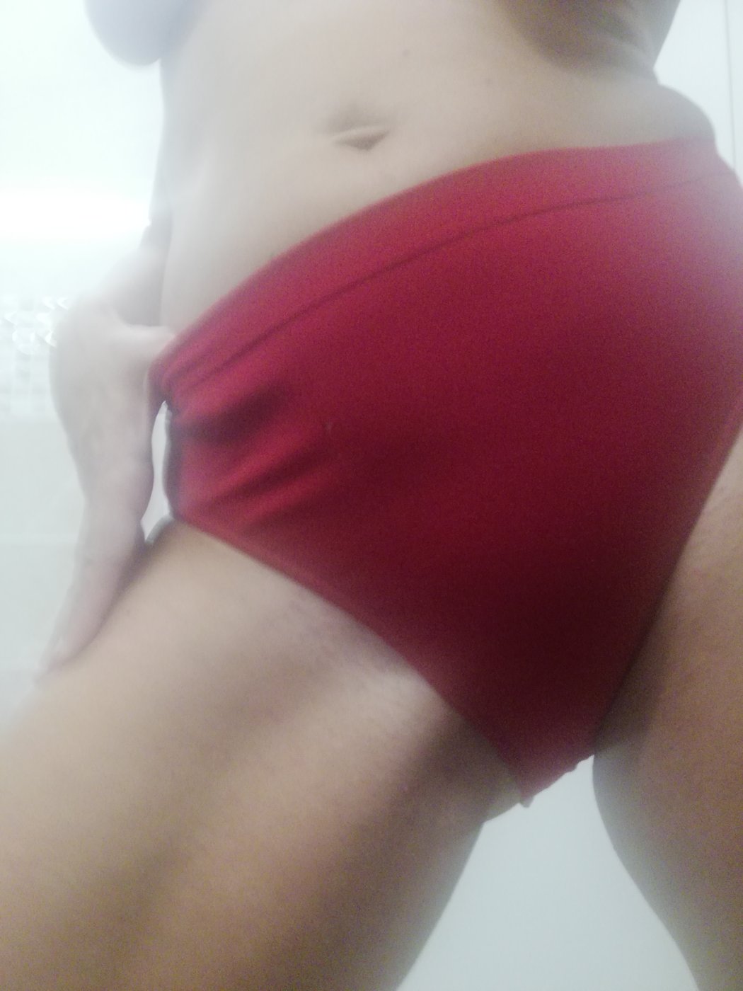 Slip rosso bagnato
