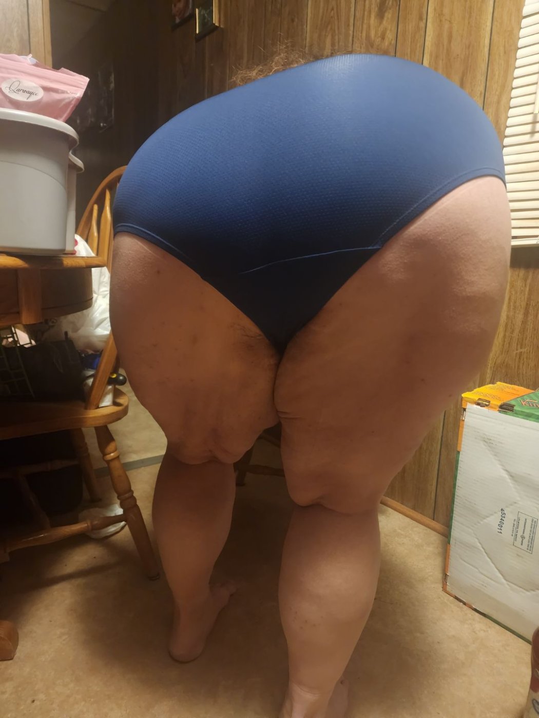 Silky navy blue – photo 3 of 3