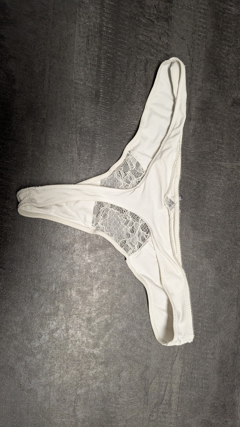 String blanc