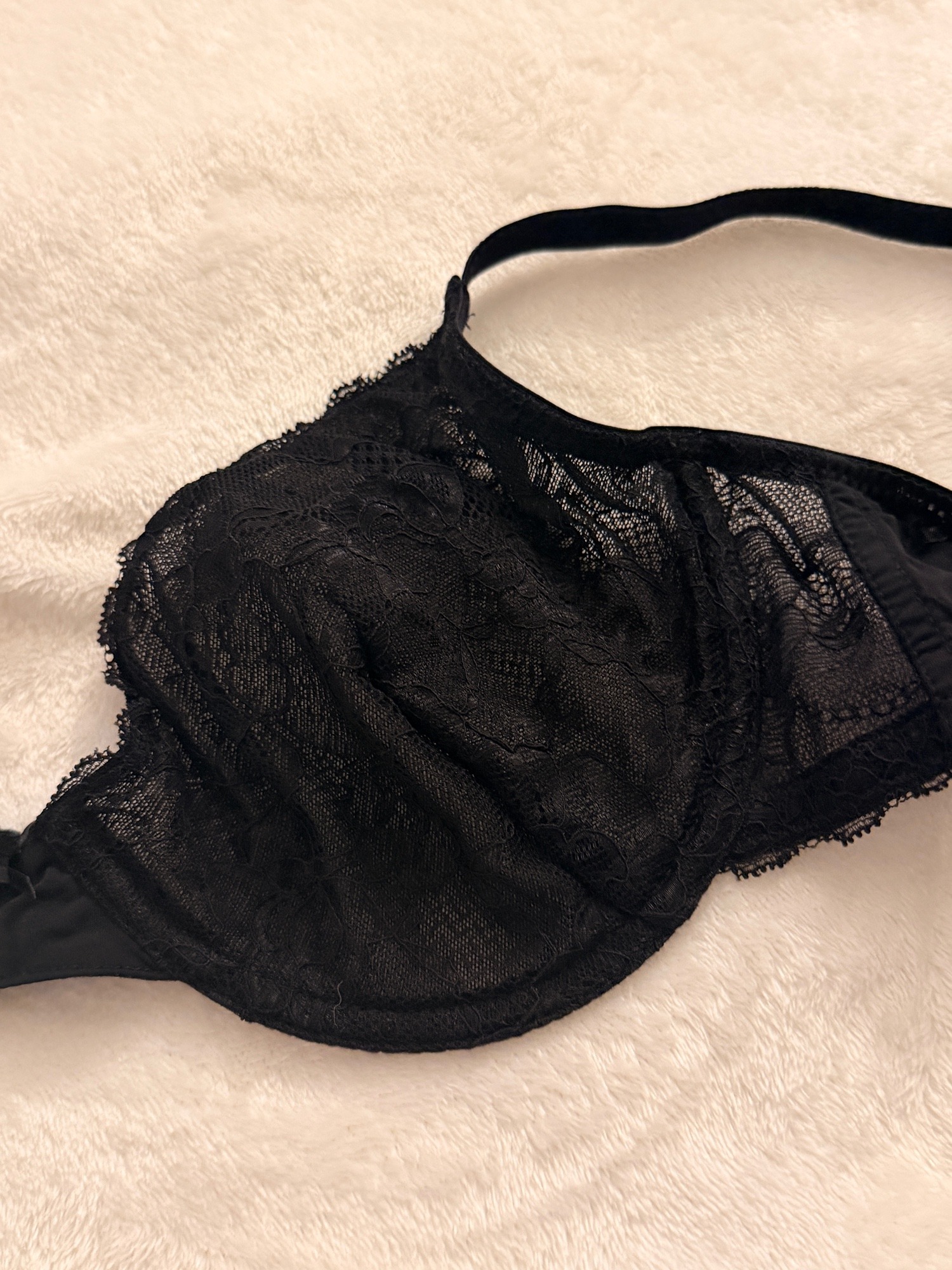 Sensual Sujetador encaje negro – foto 2 de 4