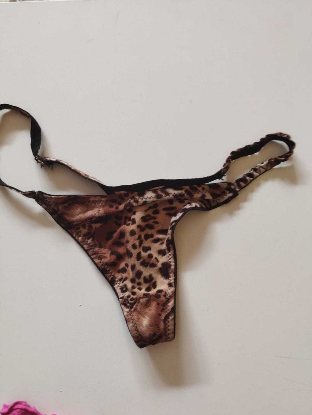 Tanga usato – foto 3 di 3