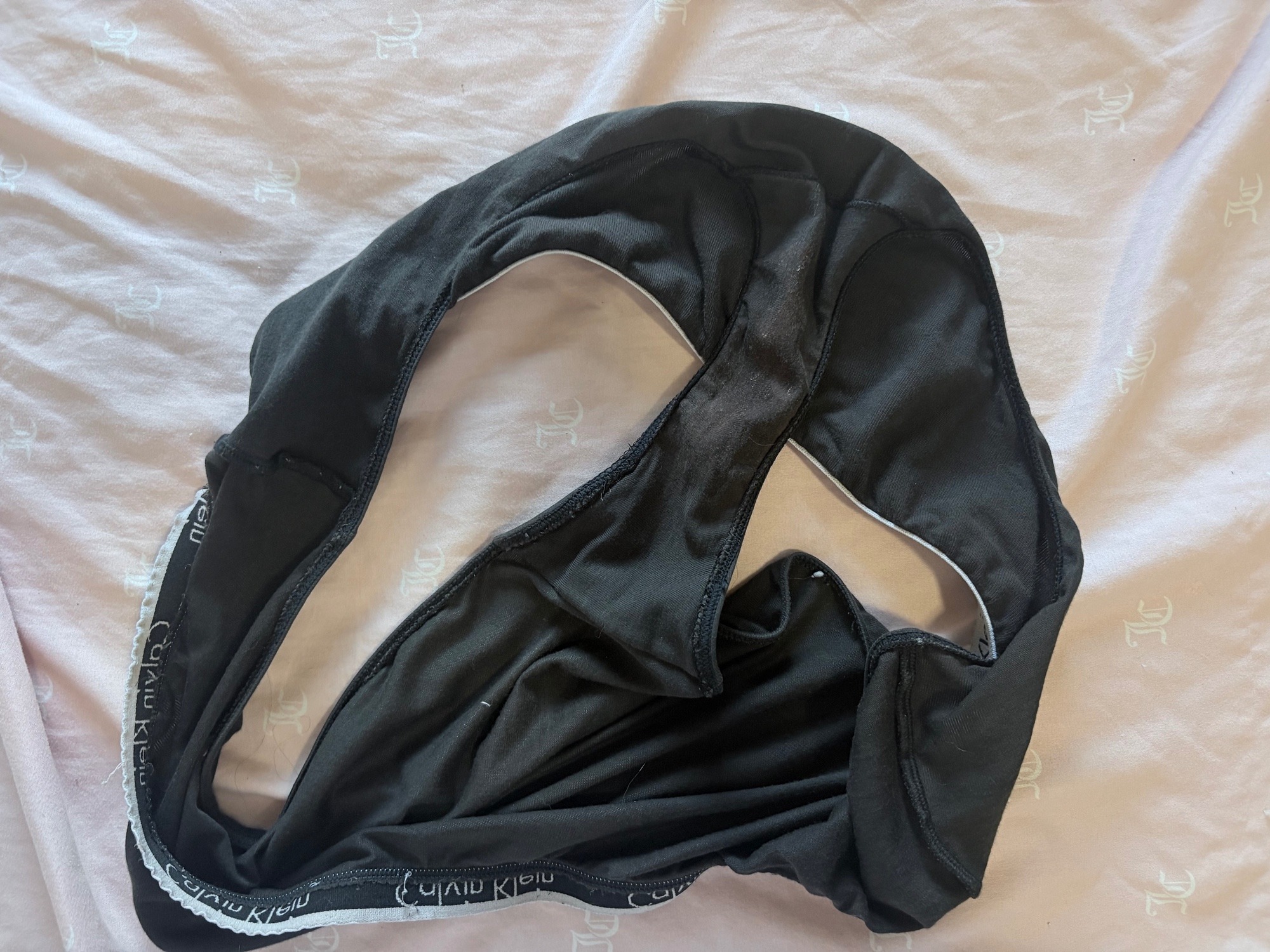 Black Calvin Klines, worn 3 days – photo 3 of 4
