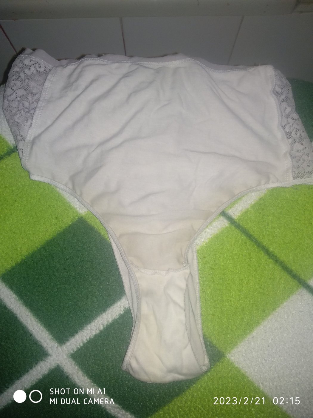 Culotte usate che odorano di me e delle mie masturbate