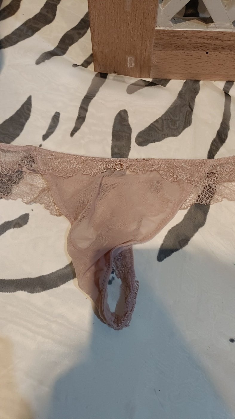 Tangas usados – foto 2 de 3