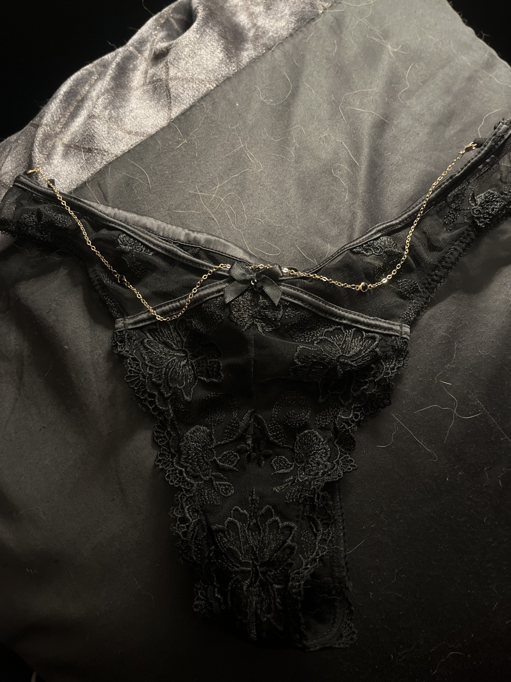 Culotte noire portée 24h – option photo – photo 2 sur 2