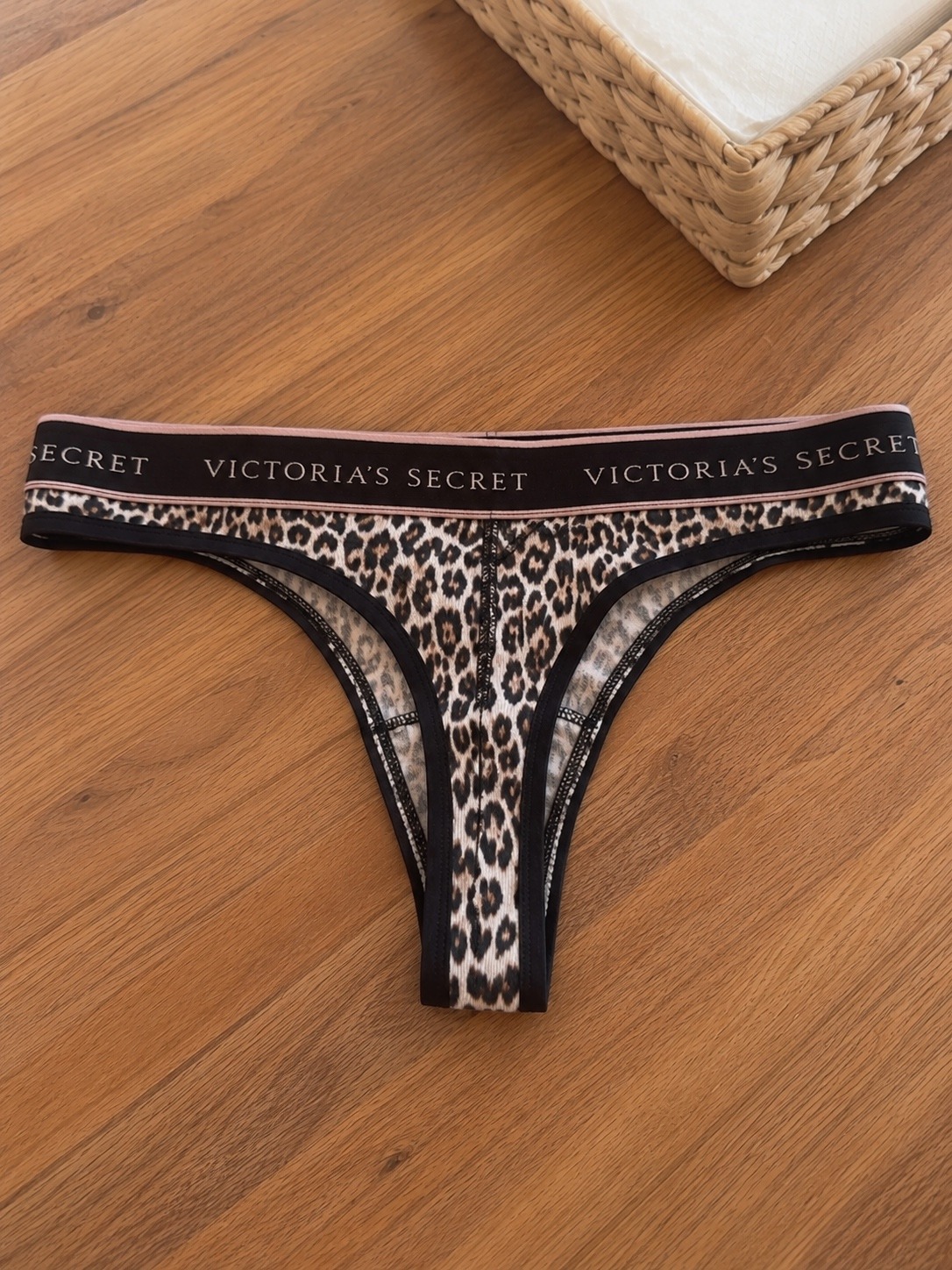 Braguitas Victoria’s Secret Leopardo – foto 3 de 4