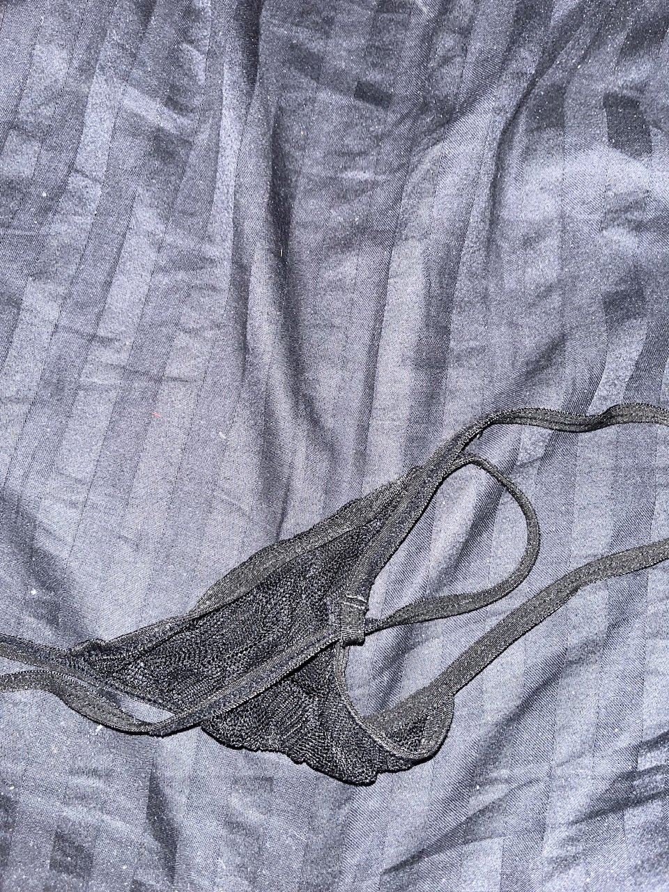 Perizoma a filo molto sexy e seducente, aderente, taglia L, di cotone. chi se lo – foto 2 di 2