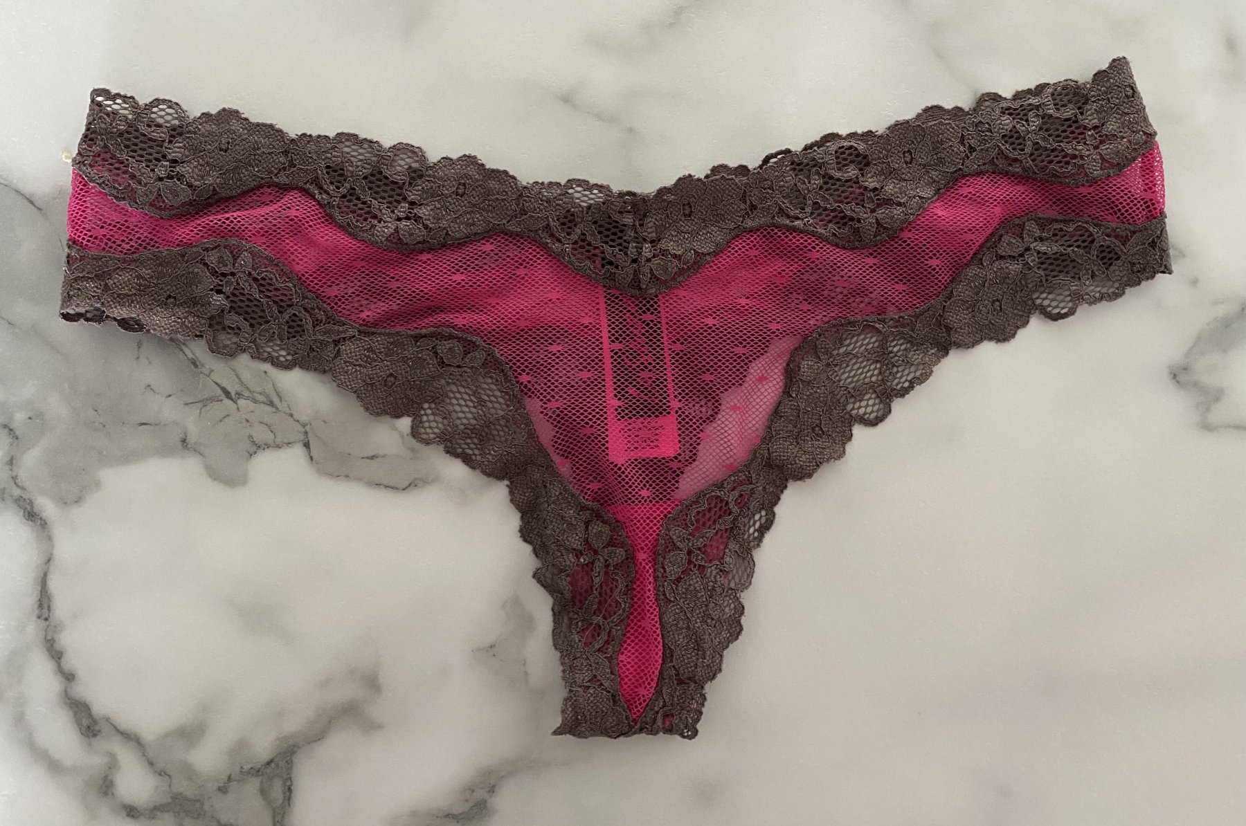 La Senza Lace Thong – photo 2 of 3