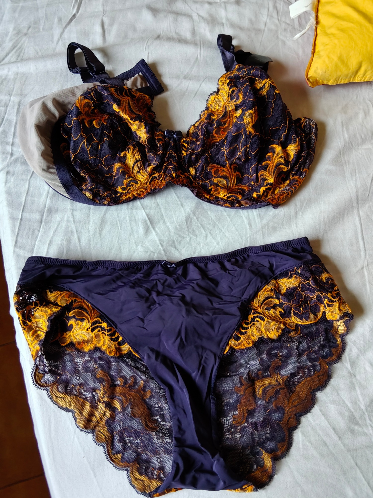 Completo – foto 2 di 3