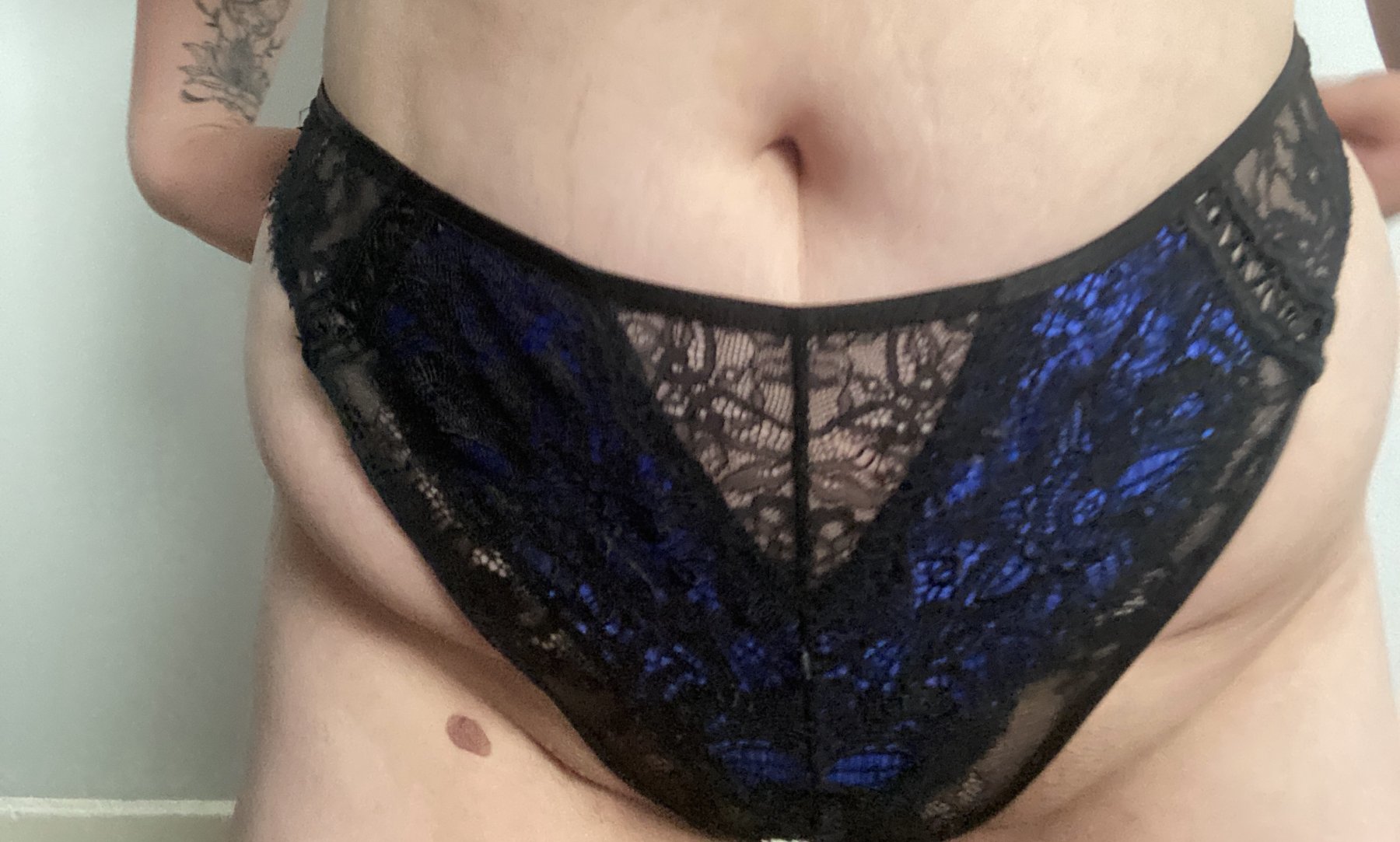 Lacy blue set – photo 3 of 3