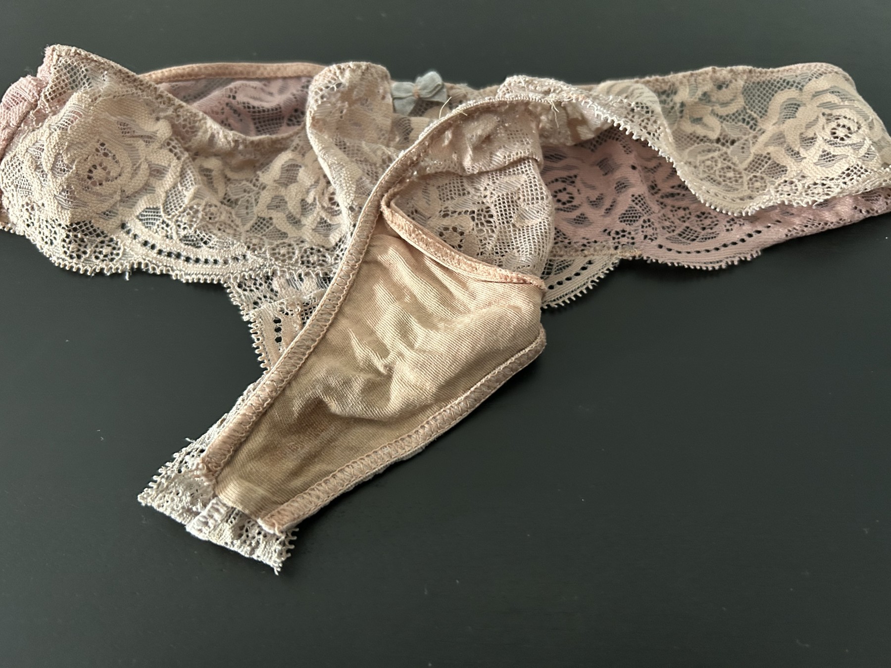 Cute Lace Thong – photo 2 of 3