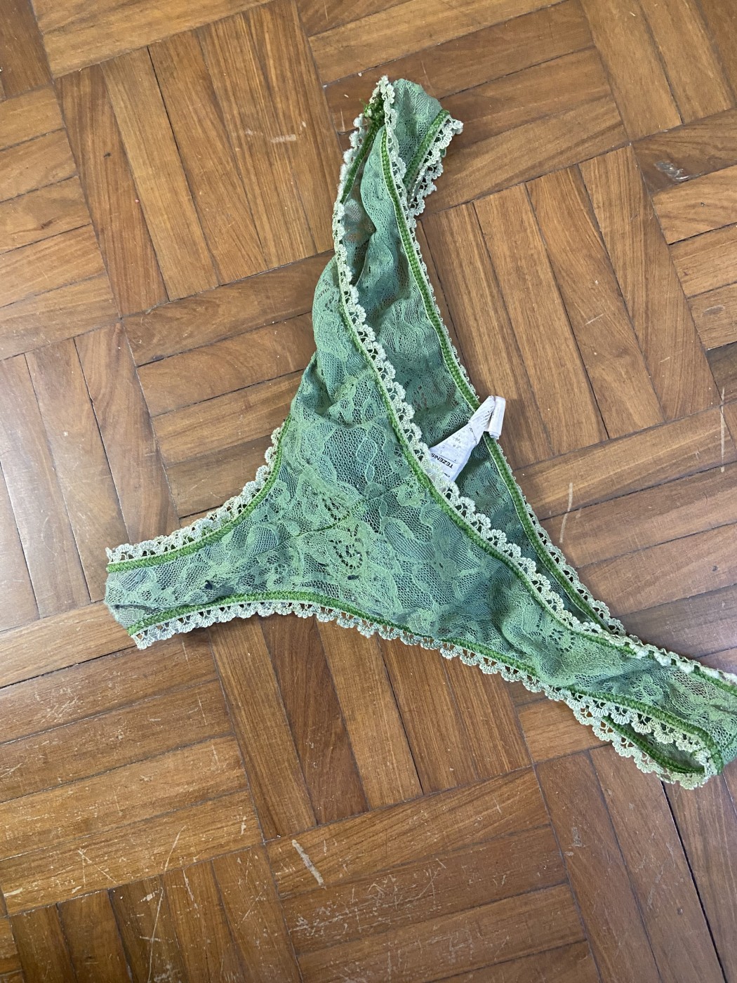 Mutandine con ogni tipo di odore – foto 2 di 3