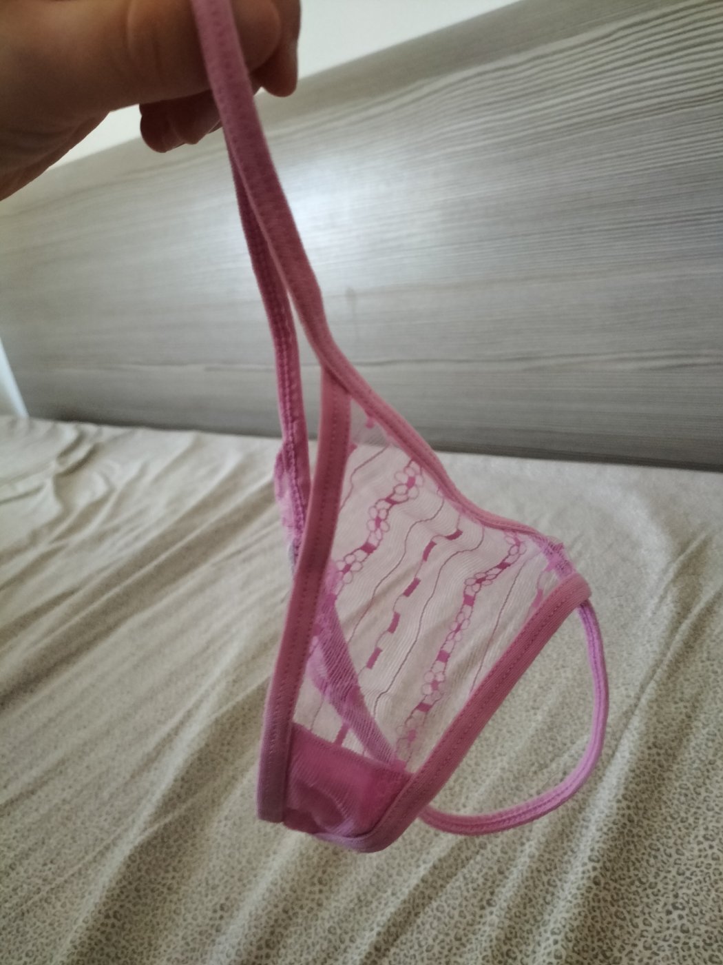 Goloso perizoma usato tutta notte