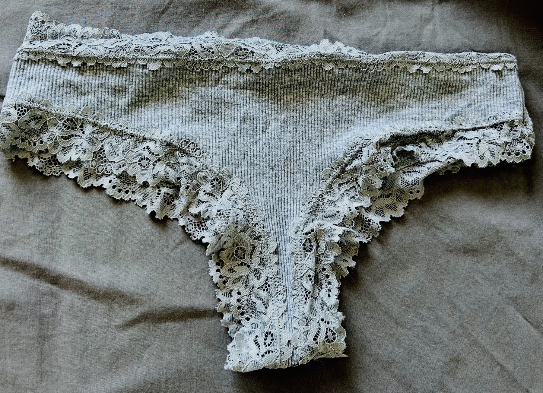 Tanga, couleur au choix – photo 2 sur 2