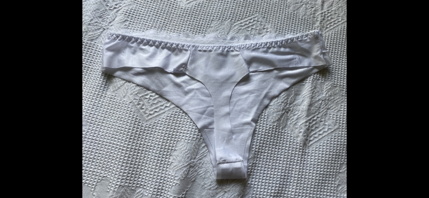 Mutandine bianche perizoma – foto 2 di 2