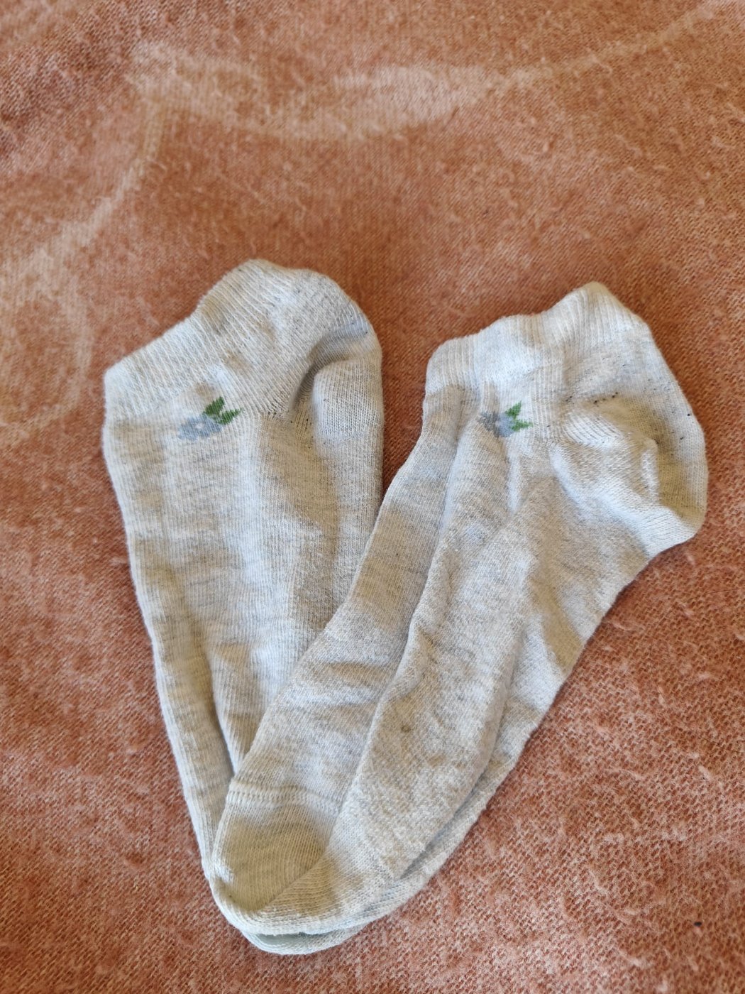 Cute grey ankle socks £5 for 5 d…