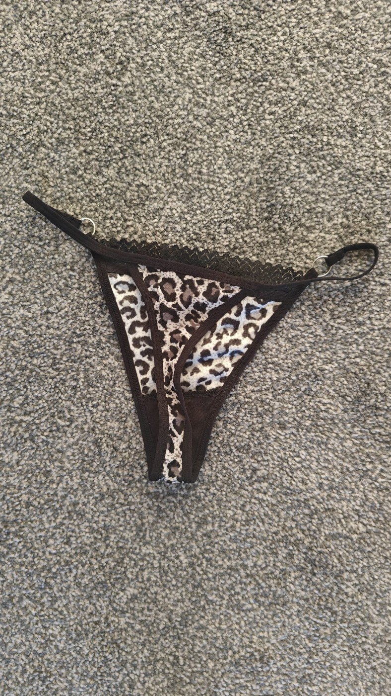 Leopard print thong - 1