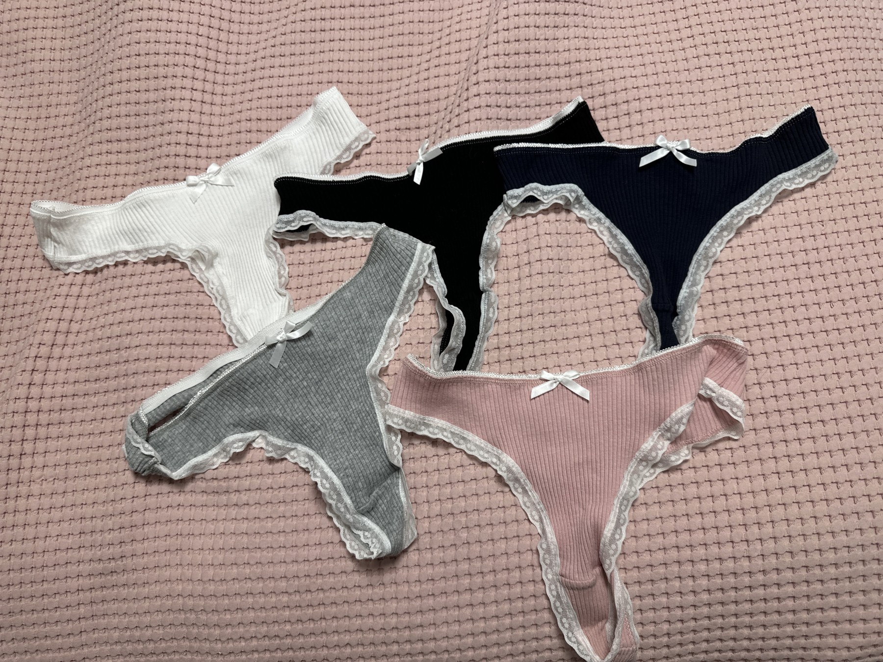 Tangas usados