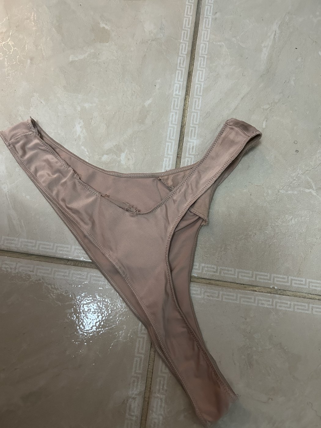 C string thong – photo 2 of 2