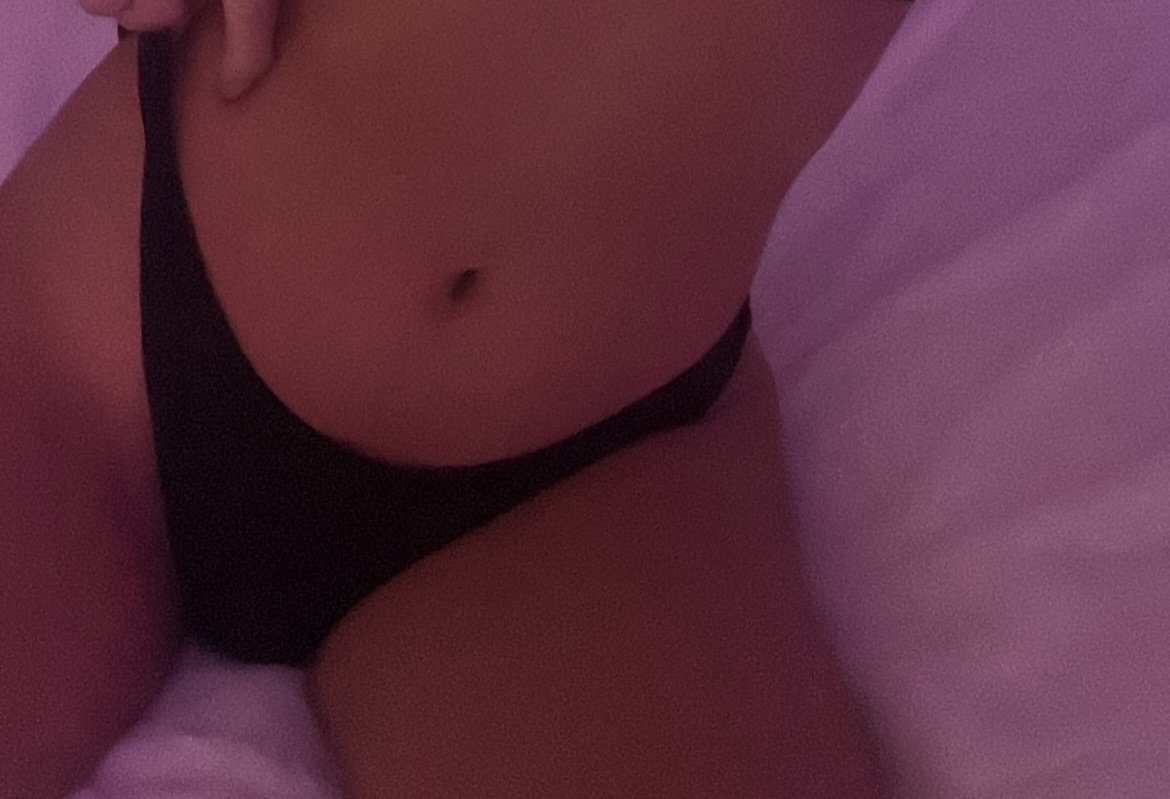 Tanga negra mojada – foto 2 de 2