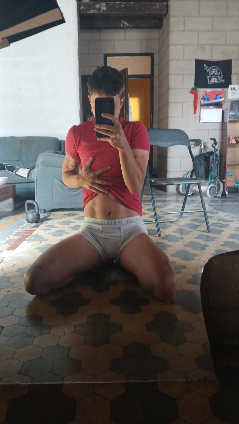 Calzoncillo usado y video.pideme que quieres que haga cin el