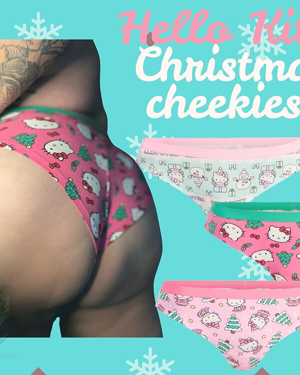 Hello Kitty Christmas Cheekies