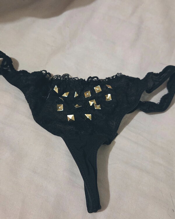 Delicious Black thong