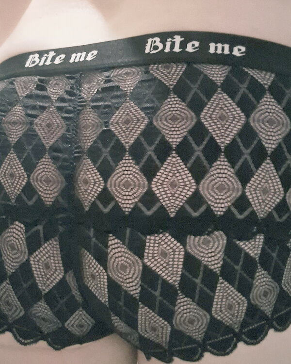 Bite Me Patterned Boy Shorts
