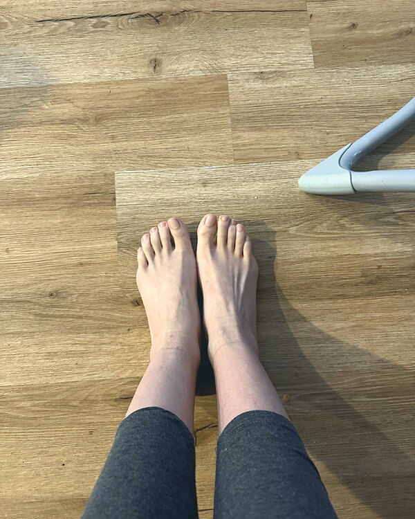 Panties, Tapes, Clips, Pictures, customs, foot pics