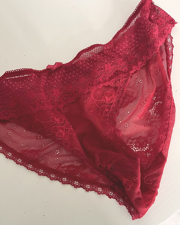 Red knickers