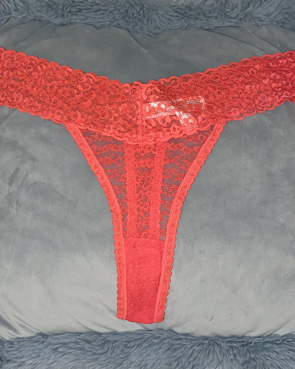 Raunchy & Red