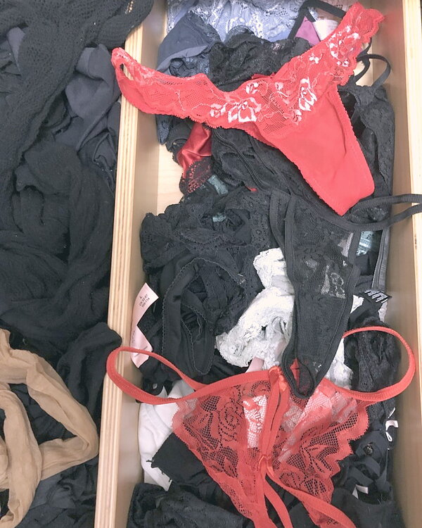 Thongs thongs thongs