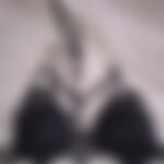 Perizoma e reggiseno incrociato &hellip;