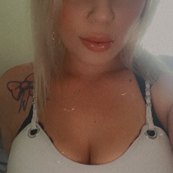 BlondeLove