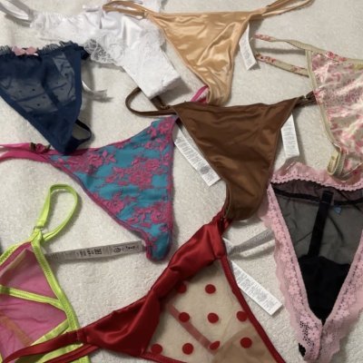 G-string cercano proprietario – foto 3 di 3