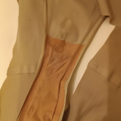 Mutandine usate mentre mi masturbo – foto 2 di 3