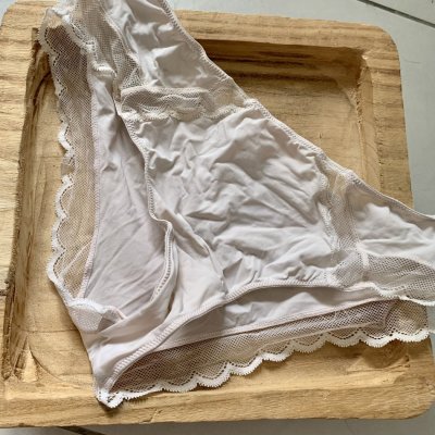Culotte rose pâle