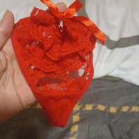 Tanga rojo de encaje muy usadas - 2