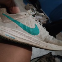 Tenis Nike muy usados