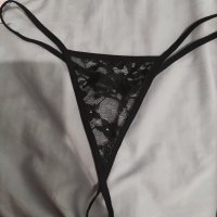 Tanga de hilo negro con transpar…