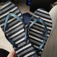Sandalias de goma