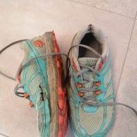 Scarpe consumate con le mie pass…