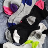 Sexy low-cut ankle socks waiting…