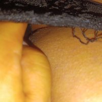 Tanga de encaje negro muy sexy..…