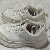 Zapatillas blancas