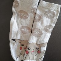 Pikachu-Mädchen-Socken