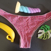 Niedlicher Pünktchen String