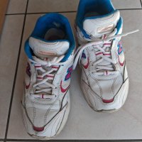 Scarpe vissute e sfondate
