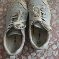 Scarpe molto odorose